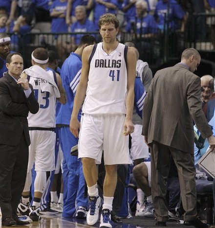 杜兰特关键三分+布克绝杀！太阳108-106双星闪耀