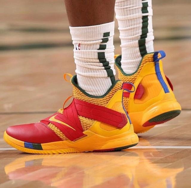 [CBA]CBA俱乐部杯：陈林坚19分 山东轻取天津